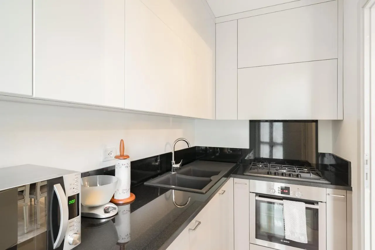 Ferienwohnung Residenza Al Vittoriale - By Host4U Gardone Riviera