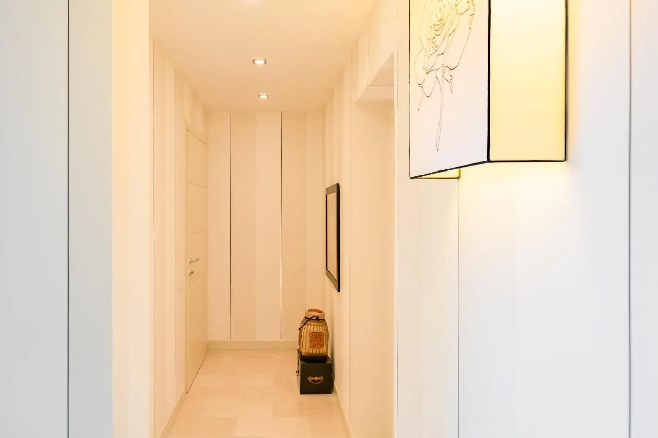 Апартаменты Residenza Al Vittoriale - By Host4U Гардоне Ривьера Италия