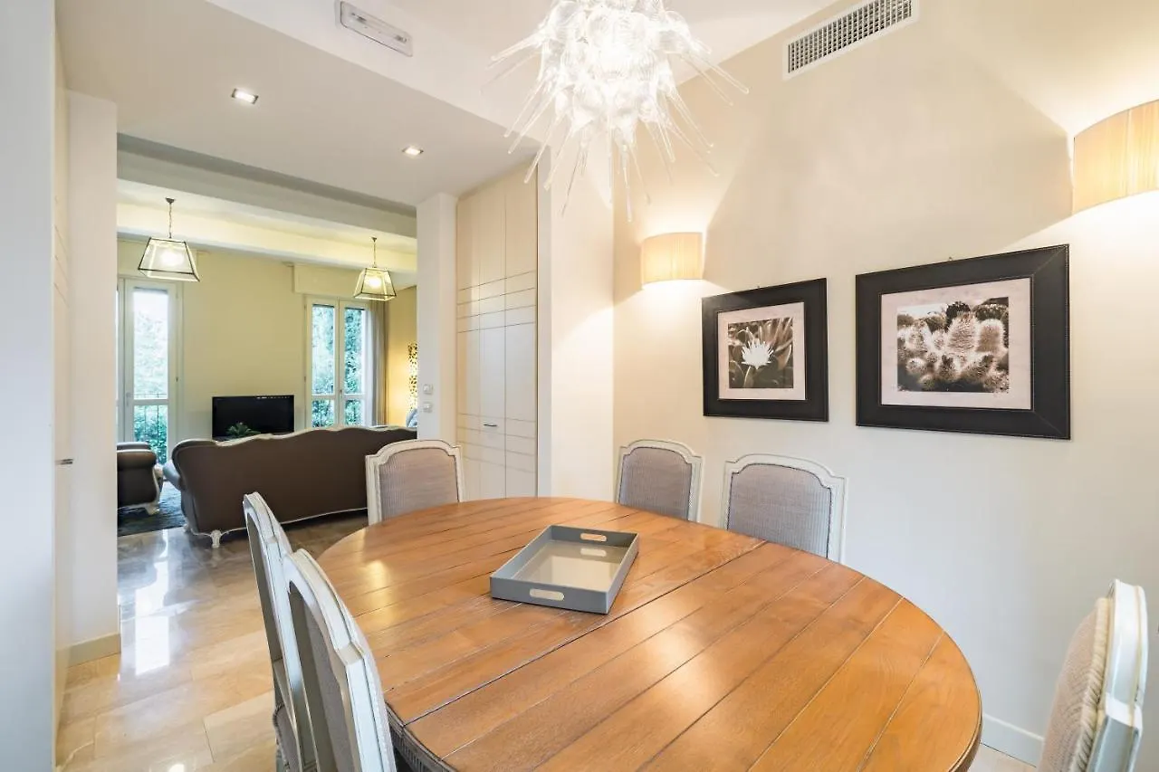 Residenza Al Vittoriale - By Host4U Apartment Gardone Riviera
